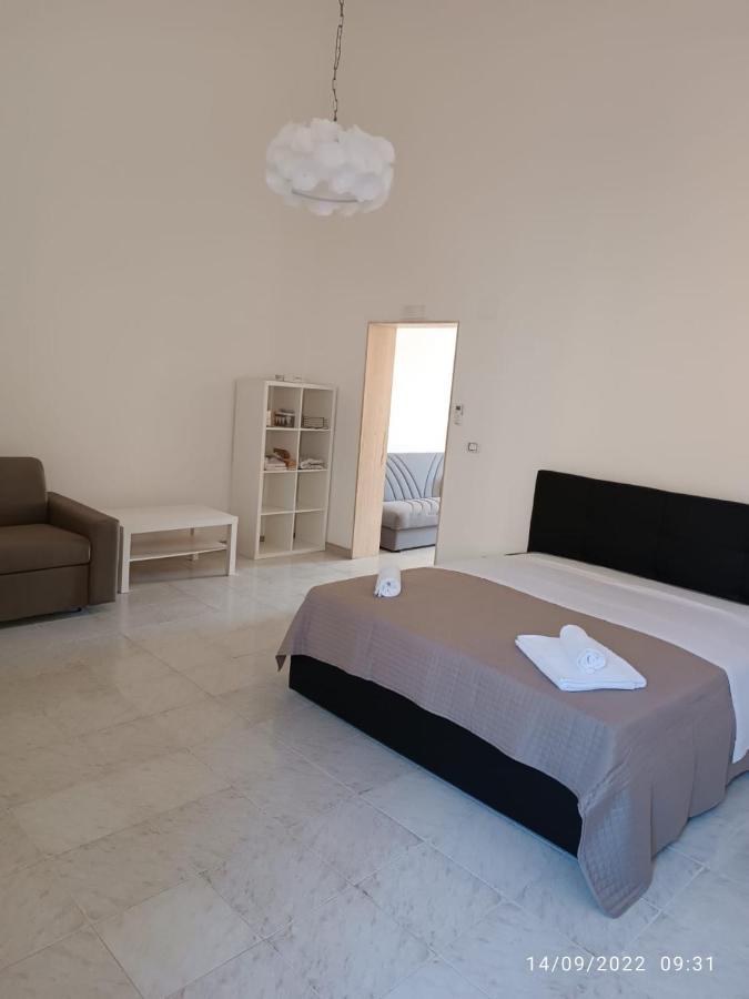 Di Fronzo Guest House T Триджано Екстериор снимка